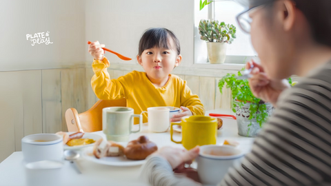 "My Toddler Only Wants to Eat a Few Bites All Day" – Let's Talk About Grazing!